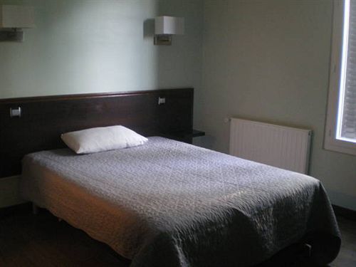 Hotel Le Bellevue - Paris Porte D'orleans 2*